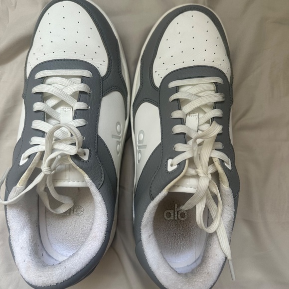 Alo Recovery Unisex Sneakers -Grey, W9 M7.5 - Picture 5 of 8